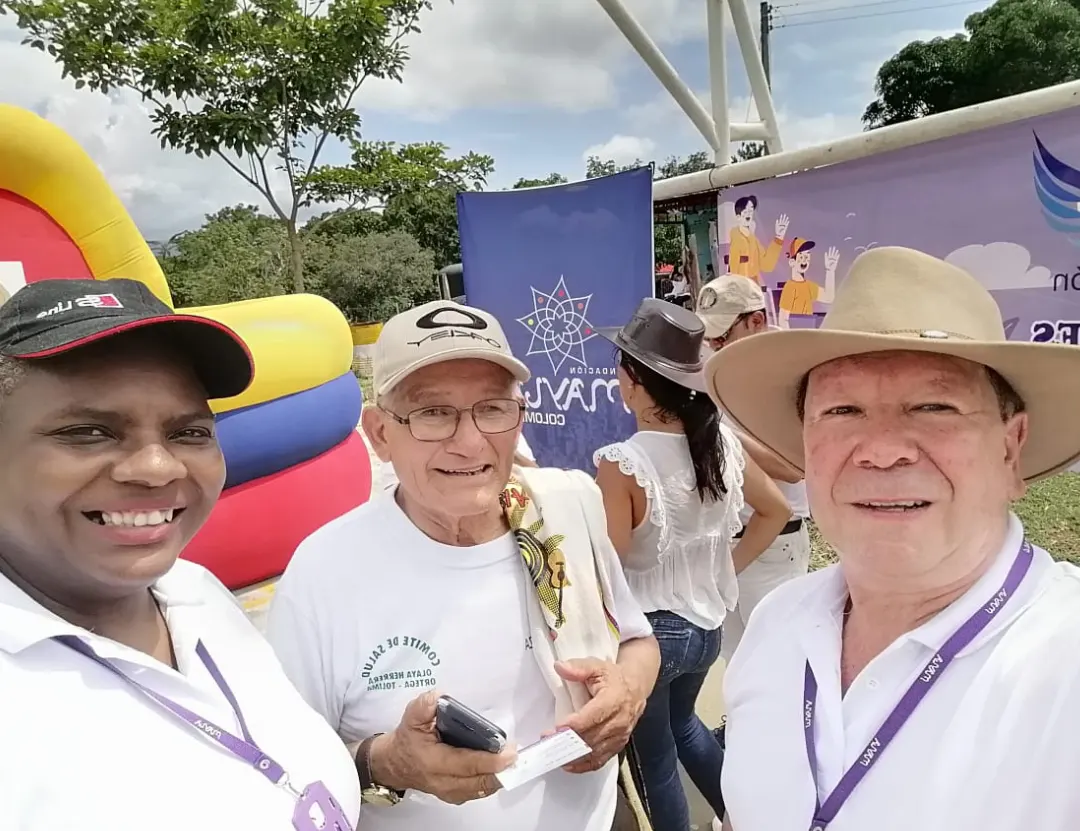 MAYLA Colombia apoyando Ángeles